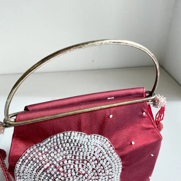 Vintage Red Silk Floral Motif  Beaded Unique Top Handle Bag - Picture 3 of 10